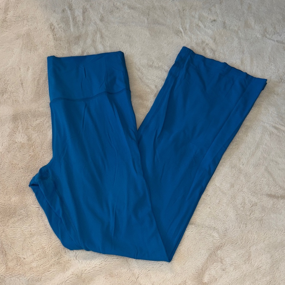 Blue All in Motion flare leggings